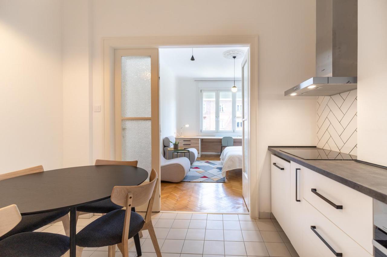 The Palm Springs Apartment Budapest Kültér fotó